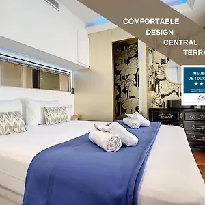 Blue Riviera Terrace Train Station Appartement