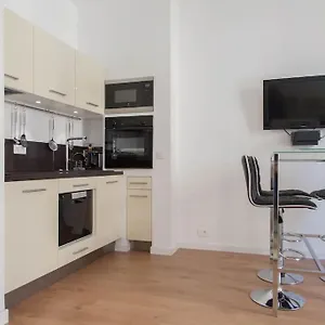 #28 1 Bdr Flat Ac Balcony Hper 10mins To & Old Town Appartement